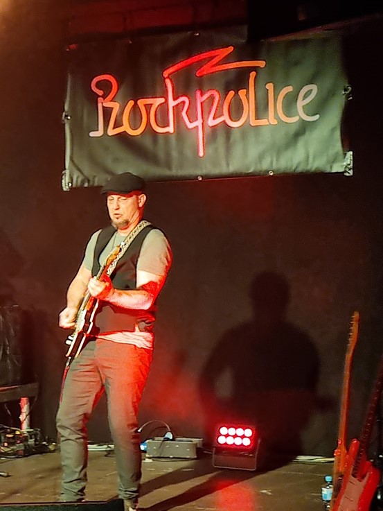 Rockpolice Guitar